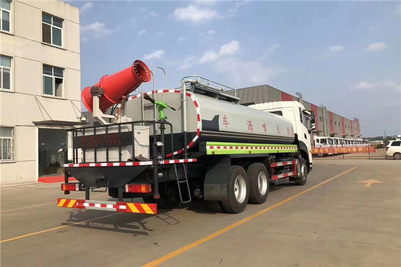 東風(fēng)天龍后八輪20噸噴霧車，國六綠化噴灑車